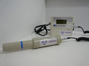 Compteur proportionnel LB 123D Berthold : pour l’évaluation des débits d’équivalent de dose gamma (H*10, µSv/h). Cet appareil est agréé par le P.T.B. allemand.